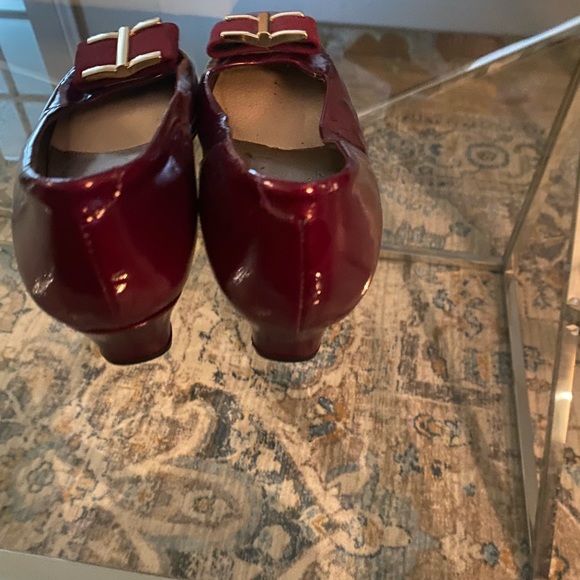 Vaneli Dark Red Patent Comfort Women's Block Heel - US 8 - 1.5 heel - Picture 3 of 6